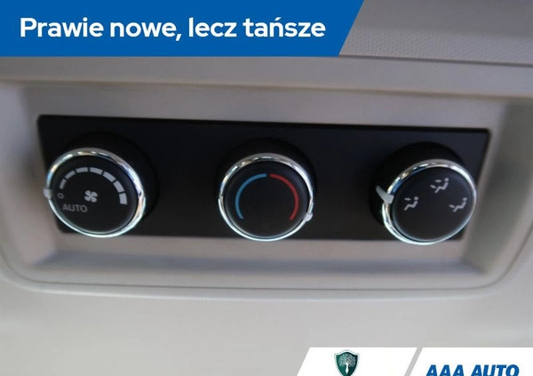 Fiat Freemont cena 48000 przebieg: 209926, rok produkcji 2014 z Czeladź małe 326